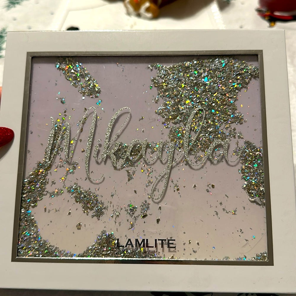 Glamlite x Mikayla Palette